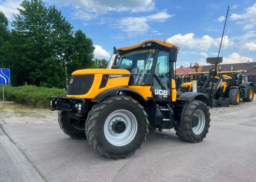 JCB Fastrac 3230 - Tracteur agricole: photos 1 JCB Fastrac 3230 - Tracteur agricole: photos 1