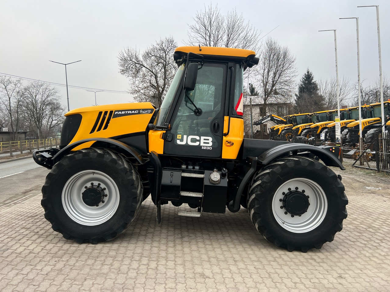 JCB Fastrac 3230 Xtra - Tracteur agricole: photos 2 JCB Fastrac 3230 Xtra - Tracteur agricole: photos 2