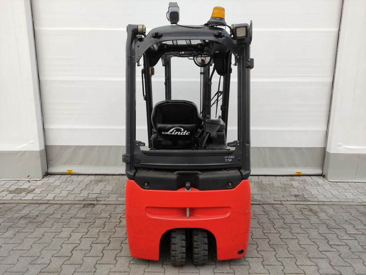 Linde E16-02-386-EVO - Chariot élévateur électrique: photos 4 Linde E16-02-386-EVO - Chariot élévateur électrique: photos 4