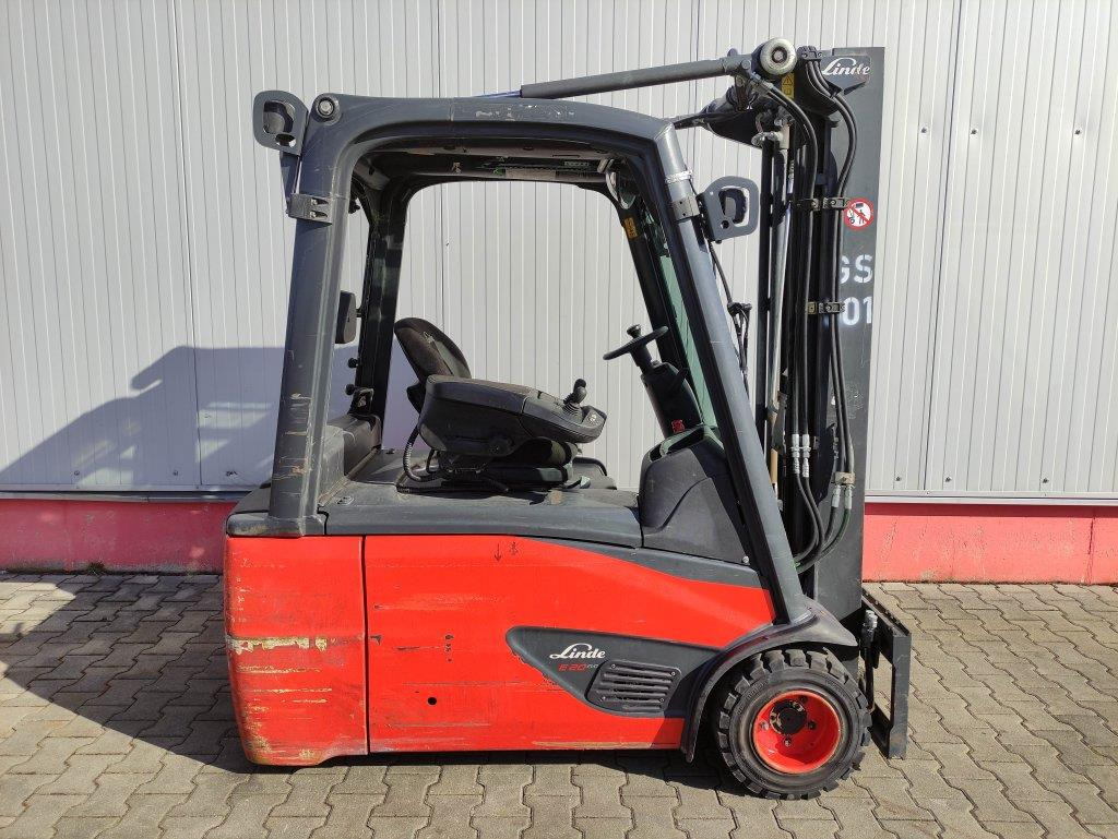 Linde E20L-02-386 - Chariot élévateur électrique: photos 2 Linde E20L-02-386 - Chariot élévateur électrique: photos 2