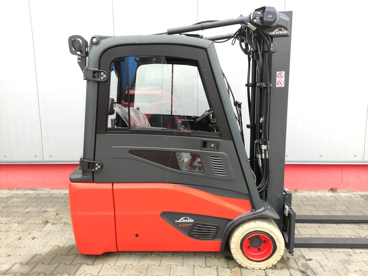 Linde E20L-02-386-EVO *Batterie NEU* - Chariot élévateur électrique: photos 2 Linde E20L-02-386-EVO *Batterie NEU* - Chariot élévateur électrique: photos 2