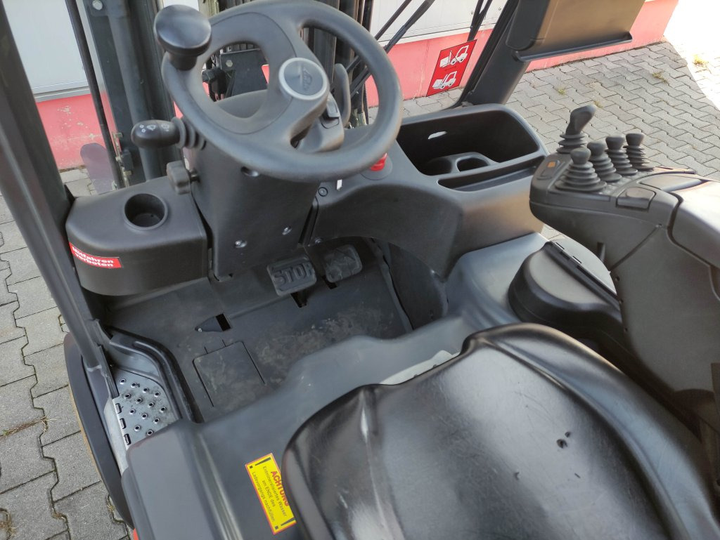 Linde E20P-02-386 EVO - Chariot élévateur électrique: photos 5 Linde E20P-02-386 EVO - Chariot élévateur électrique: photos 5