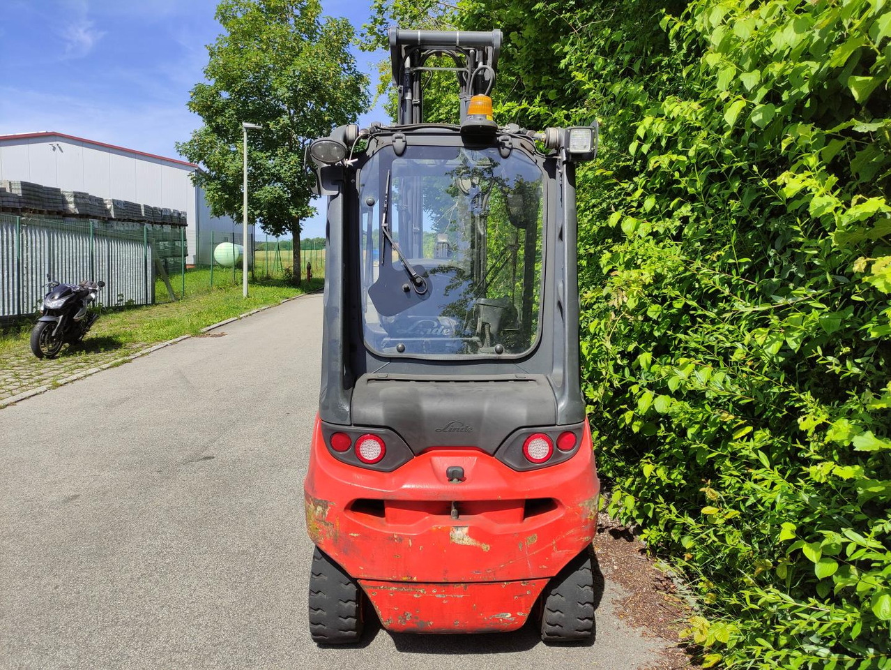 Linde E30-01-387 - Chariot élévateur électrique: photos 4 Linde E30-01-387 - Chariot élévateur électrique: photos 4