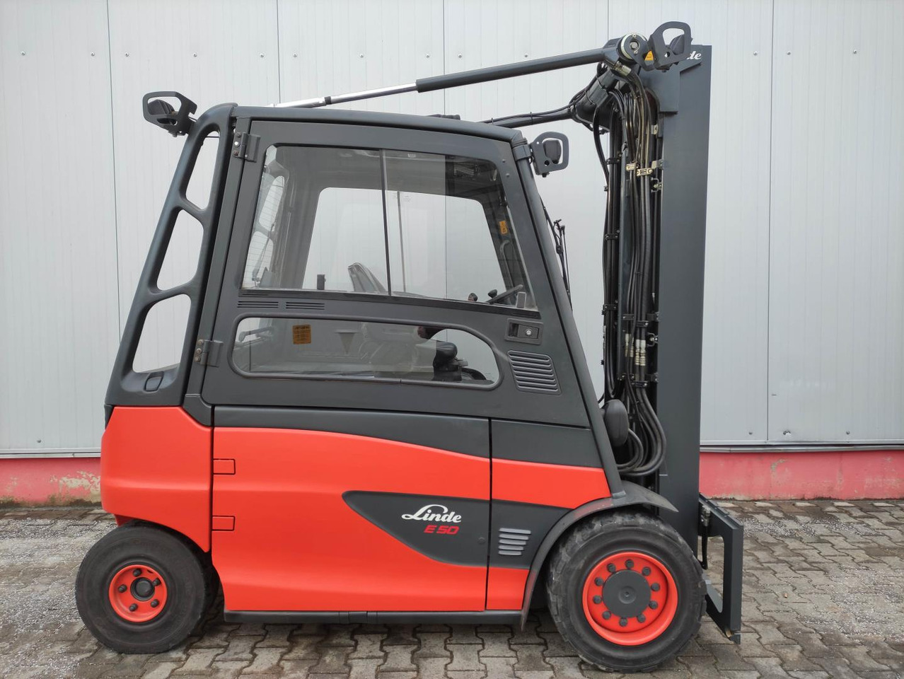 Linde E50HL-01-388 - Chariot élévateur électrique: photos 2 Linde E50HL-01-388 - Chariot élévateur électrique: photos 2