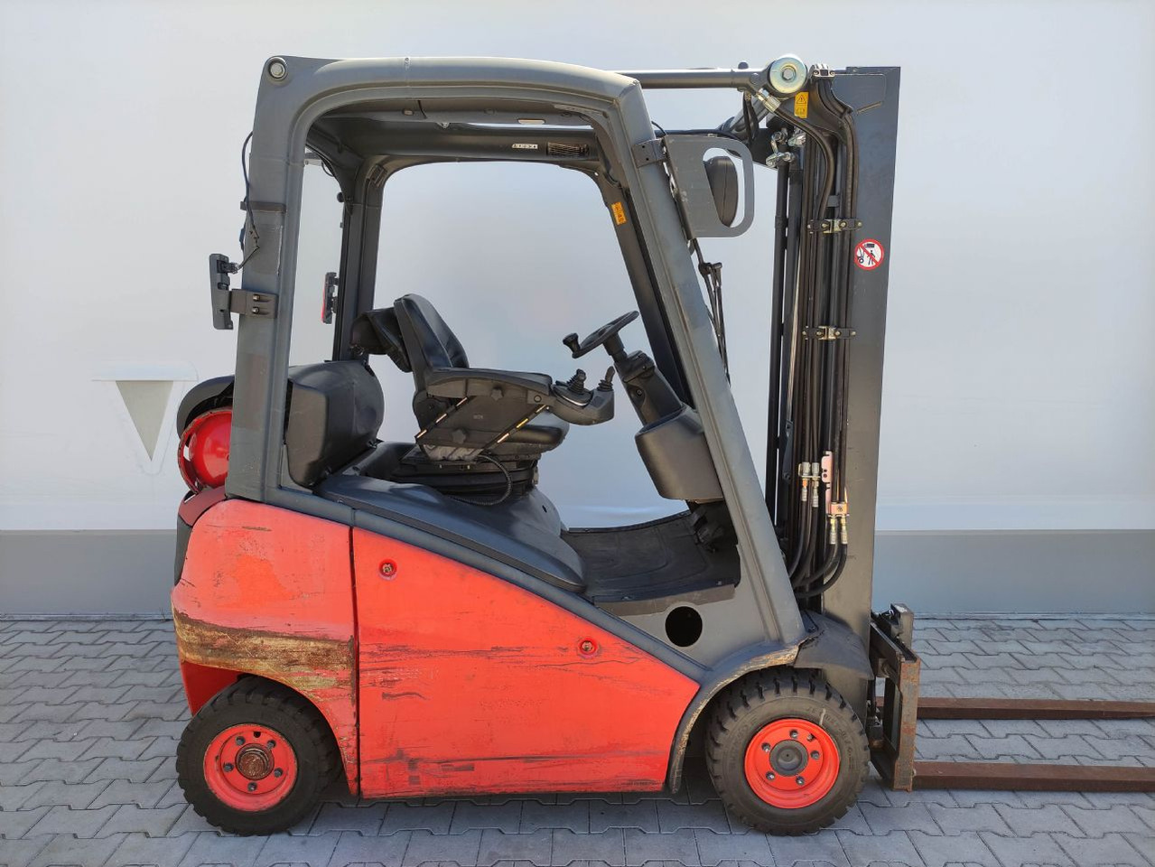 Linde H16T-01-391 (SE NEU) - Chariot élévateur: photos 2 Linde H16T-01-391 (SE NEU) - Chariot élévateur: photos 2