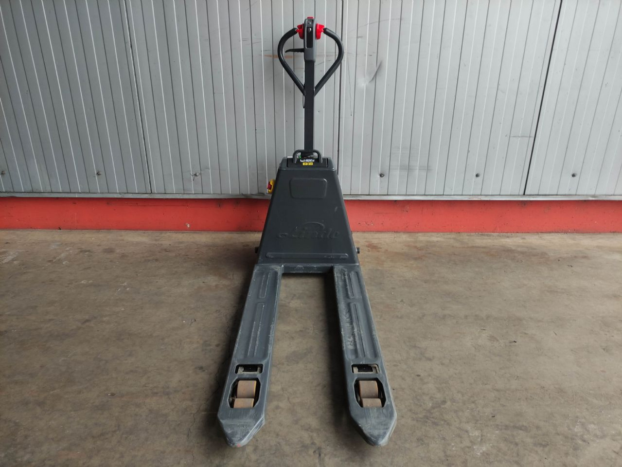 Linde MT15C - Transpalette: photos 3 Linde MT15C - Transpalette: photos 3