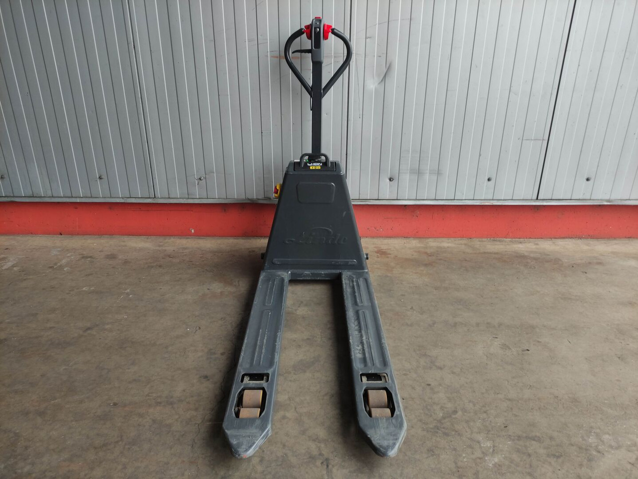 Linde MT15C - Transpalette: photos 3 Linde MT15C - Transpalette: photos 3