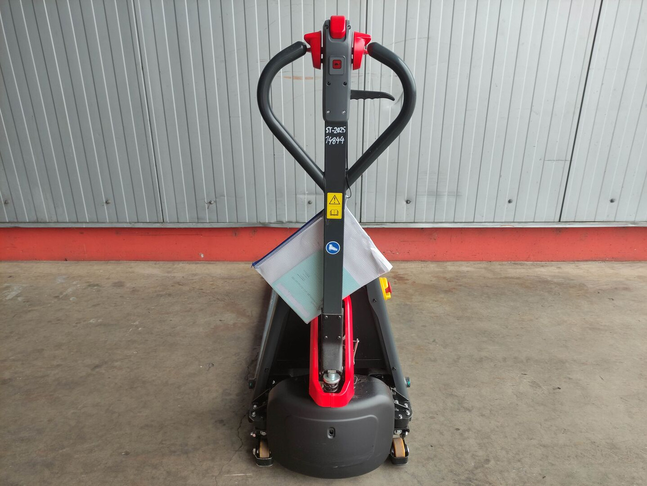 Linde MT15C - Transpalette: photos 4 Linde MT15C - Transpalette: photos 4