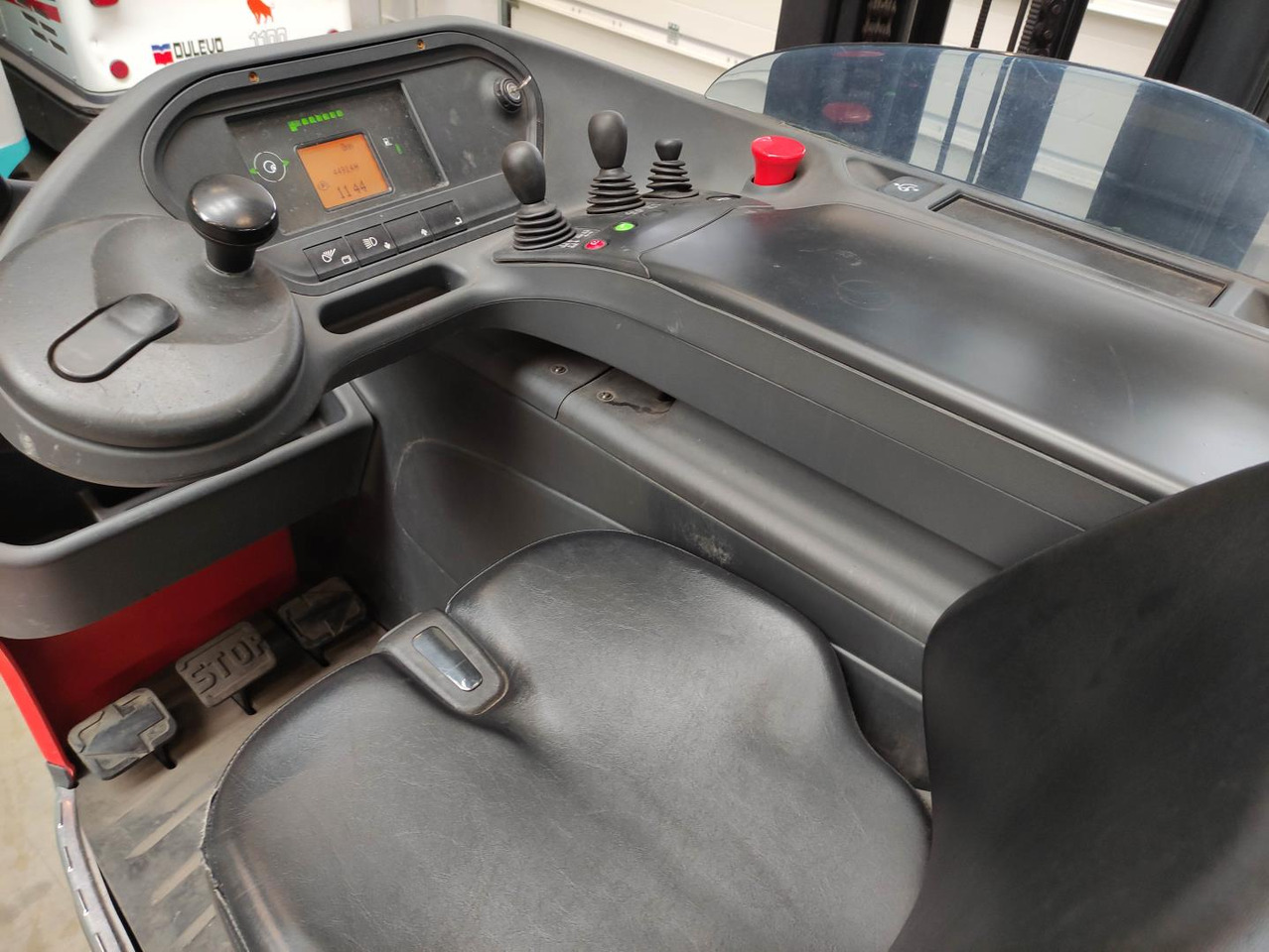 Linde R20-1120 - Chariot à mât rétractable: photos 5 Linde R20-1120 - Chariot à mât rétractable: photos 5