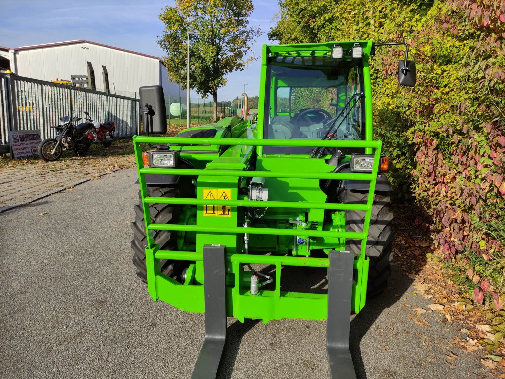 Merlo P27.6 Plus - 40km/h - Chariot télescopique: photos 3 Merlo P27.6 Plus - 40km/h - Chariot télescopique: photos 3