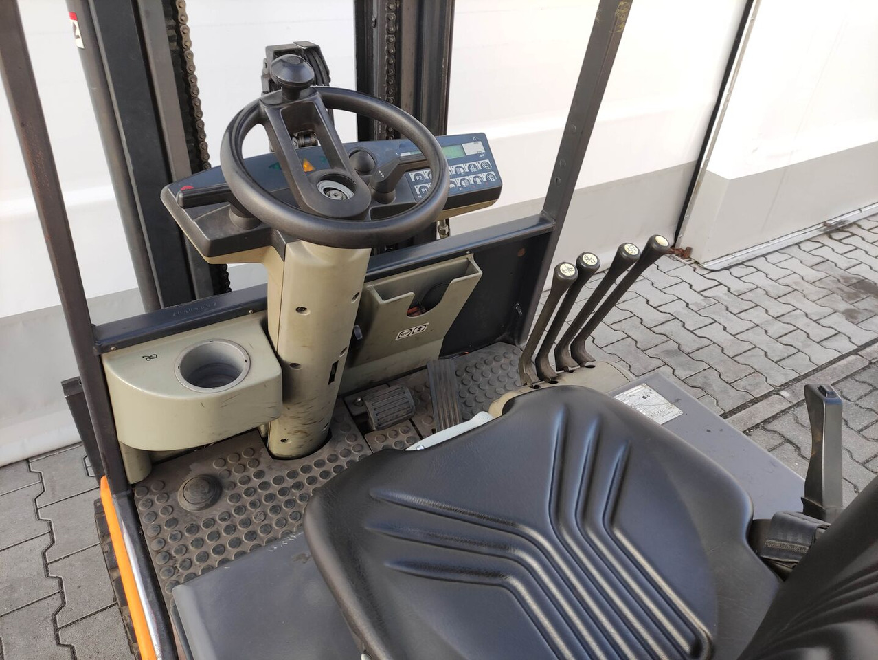 Still R20-16 - Chariot élévateur électrique: photos 5 Still R20-16 - Chariot élévateur électrique: photos 5