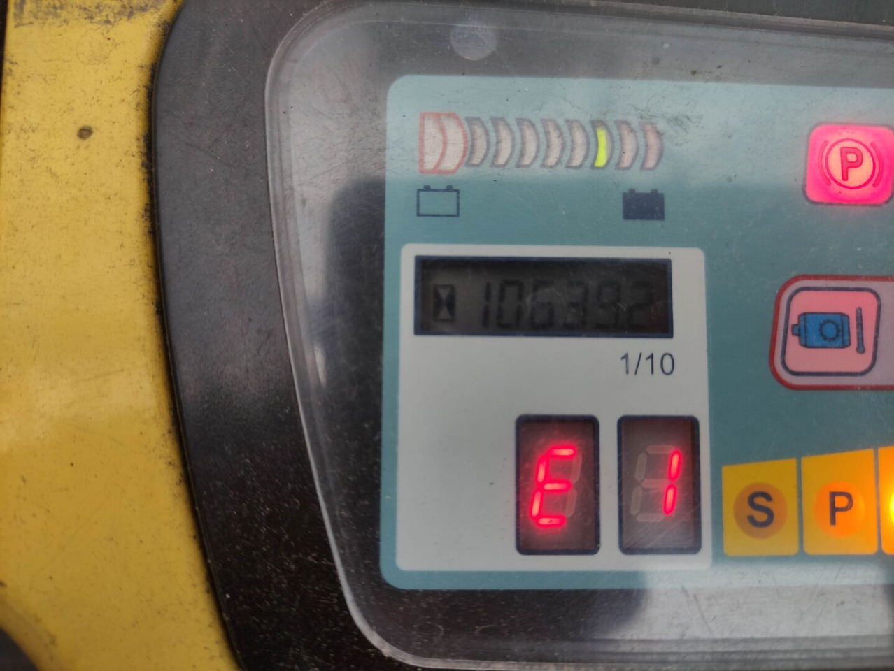 Chariot élévateur électrique Toyota 7FBEF15: photos 7