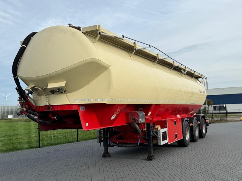 Feldbinder EUT 59.3 4 KAMER, STUURAS, 3 X 10 TONS ASSEN, 59 KUUB. - Semi-remorque citerne: photos 2 Feldbinder EUT 59.3 4 KAMER, STUURAS, 3 X 10 TONS ASSEN, 59 KUUB. - Semi-remorque citerne: photos 2