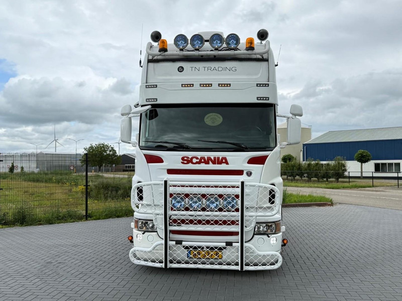 Scania R 560 SHOW TRUCK, RETARDER, LEATHER, I-PARK, TOP. - Tracteur routier: photos 2 Scania R 560 SHOW TRUCK, RETARDER, LEATHER, I-PARK, TOP. - Tracteur routier: photos 2