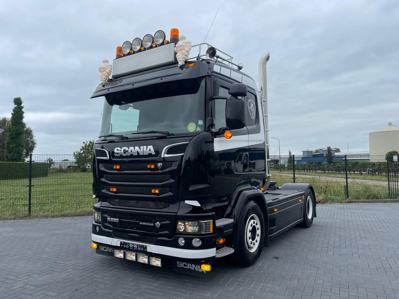 Scania R520 SHOW TRUCK, RETARDER, LEATHER SEATS, MANUEL! - Tracteur routier: photos 2 Scania R520 SHOW TRUCK, RETARDER, LEATHER SEATS, MANUEL! - Tracteur routier: photos 2