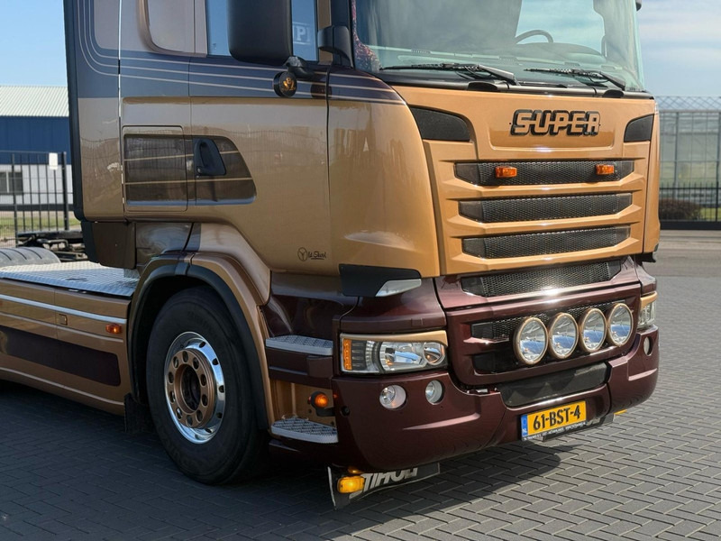 Scania R730 V8 V8, SHOWTRUCK VOLLUCHT, RETARDER,  HYDRAULIEK, BOOGIE, ALU WIELEN, LEER. - Tracteur routier: photos 3 Scania R730 V8 V8, SHOWTRUCK VOLLUCHT, RETARDER,  HYDRAULIEK, BOOGIE, ALU WIELEN, LEER. - Tracteur routier: photos 3