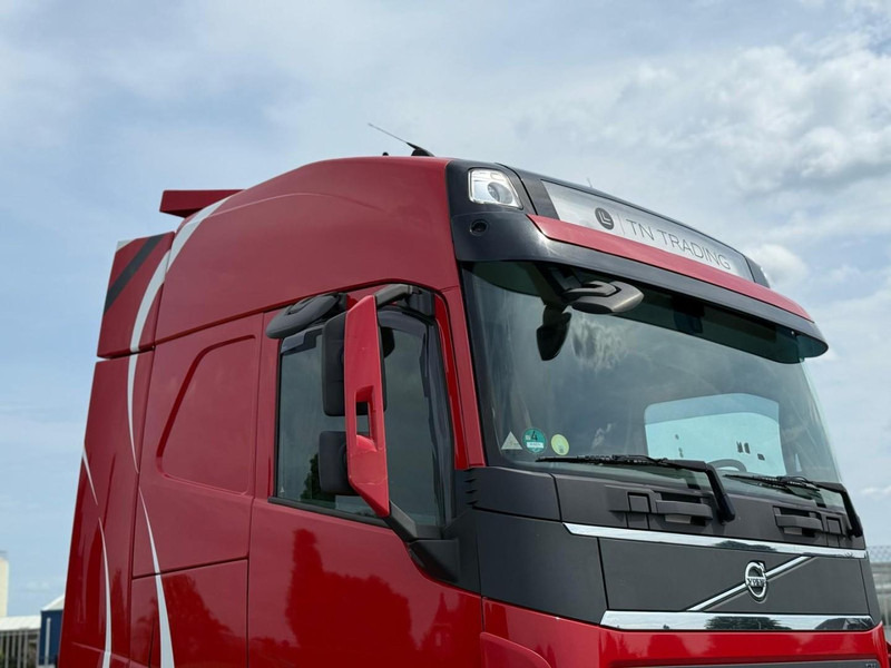 Volvo FH13.420 ADR, SMART TACHO 2, NL TRUCK, ALCOA, STEEL/AIR, PERFECT CONDITION, 2X TANK. - Tracteur routier: photos 2 Volvo FH13.420 ADR, SMART TACHO 2, NL TRUCK, ALCOA, STEEL/AIR, PERFECT CONDITION, 2X TANK. - Tracteur routier: photos 2