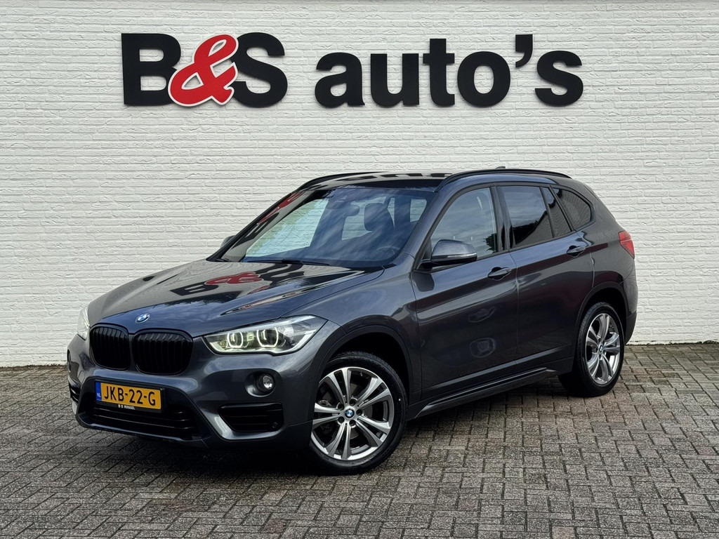 BMW X1-SDrive18i High Executive Automaat Cruise control Climate control Stoelverwarming Navigatie Full LED Head-up display Camera - SUV: photos 1 BMW X1-SDrive18i High Executive Automaat Cruise control Climate control Stoelverwarming Navigatie Full LED Head-up display Camera - SUV: photos 1