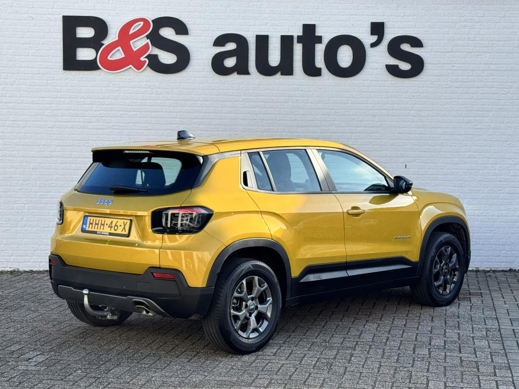 Jeep Avenger-1.2 Altitude Adaptive cruise control Climate control Parkeersensor achter DAB radio - SUV: photos 2 Jeep Avenger-1.2 Altitude Adaptive cruise control Climate control Parkeersensor achter DAB radio - SUV: photos 2