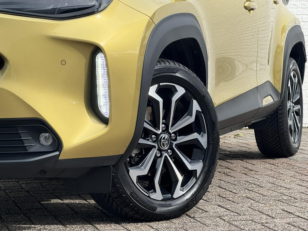 Toyota Yaris Cross-1.5 Hybrid Dynamic Camera Pdc Navigatie Led verlichting Carplay Clima Stoelverwarming - SUV: photos 5 Toyota Yaris Cross-1.5 Hybrid Dynamic Camera Pdc Navigatie Led verlichting Carplay Clima Stoelverwarming - SUV: photos 5