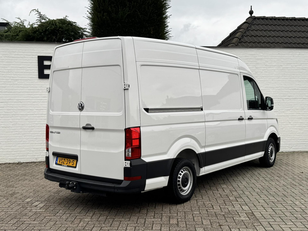 Volkswagen Crafter-30 2.0 TDI L3H3 Highline 4S banden Trekhaak Carplay Pdc v+a Cruise DAB - Fourgon utilitaire: photos 2 Volkswagen Crafter-30 2.0 TDI L3H3 Highline 4S banden Trekhaak Carplay Pdc v+a Cruise DAB - Fourgon utilitaire: photos 2