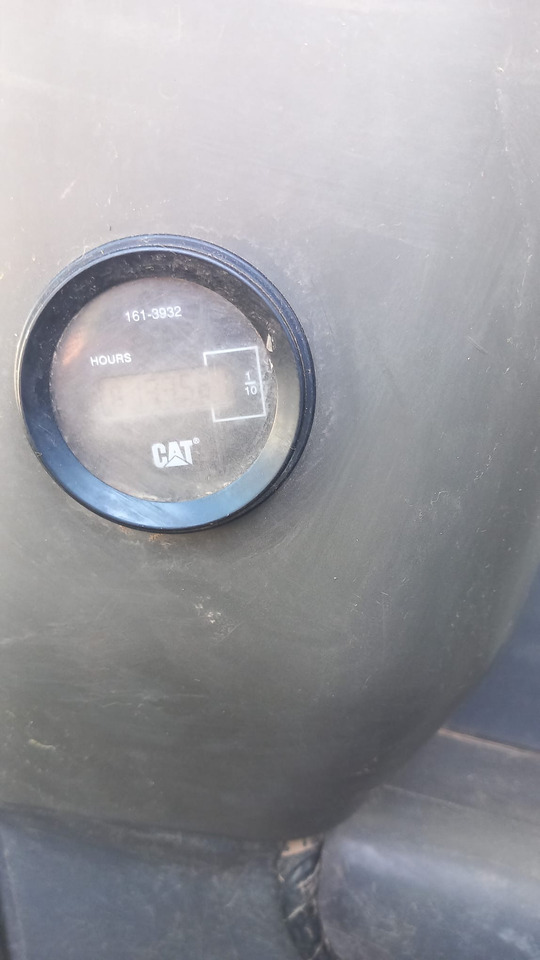 Pelle sur chenille Caterpillar 345C: photos 11