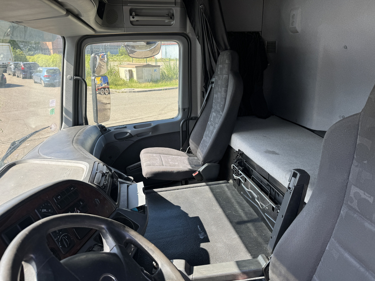 MERCEDES-BENZ ACTROS - Camion à rideaux coulissants: photos 5 MERCEDES-BENZ ACTROS - Camion à rideaux coulissants: photos 5