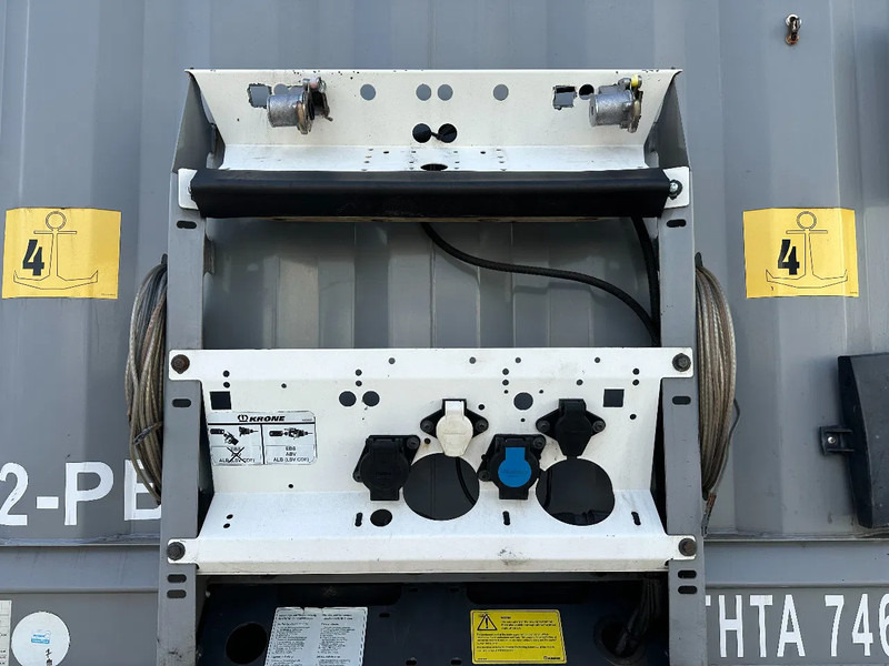 Krone SD Schuifzeil -Dak / SAF-Disc / Huckepack - Semi-remorque rideaux coulissants: photos 5 Krone SD Schuifzeil -Dak / SAF-Disc / Huckepack - Semi-remorque rideaux coulissants: photos 5