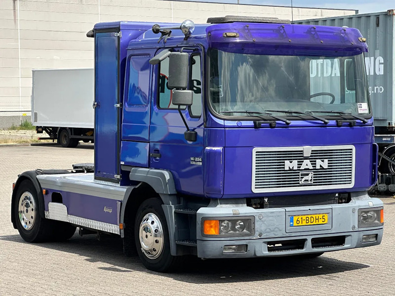 MAN 14.224 4x2 Euro 2 / 6 Cilinder / Manual / 290Tkm! - Tracteur routier: photos 2 MAN 14.224 4x2 Euro 2 / 6 Cilinder / Manual / 290Tkm! - Tracteur routier: photos 2