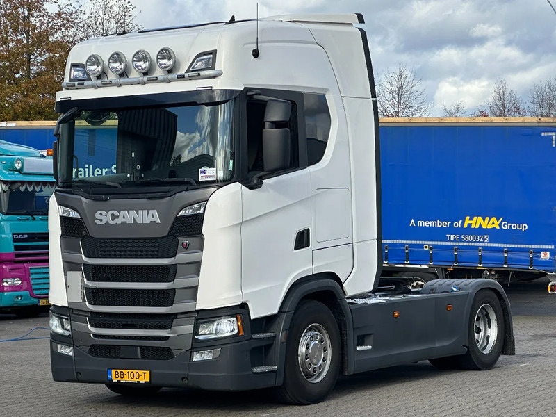 Scania S450 Retarder / ACC / Full Spoiler / 2 Tank / APK 10-2026 - Tracteur routier: photos 1 Scania S450 Retarder / ACC / Full Spoiler / 2 Tank / APK 10-2026 - Tracteur routier: photos 1