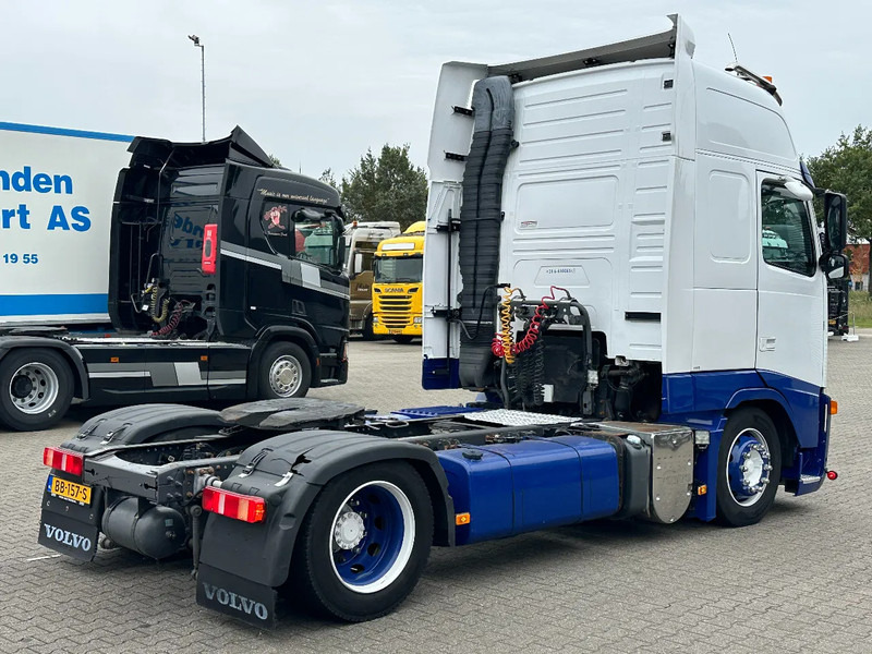 Volvo FH 400 Globe XL Mega / Full Air / 2 Tank / Euro 5 - Tracteur routier: photos 3 Volvo FH 400 Globe XL Mega / Full Air / 2 Tank / Euro 5 - Tracteur routier: photos 3