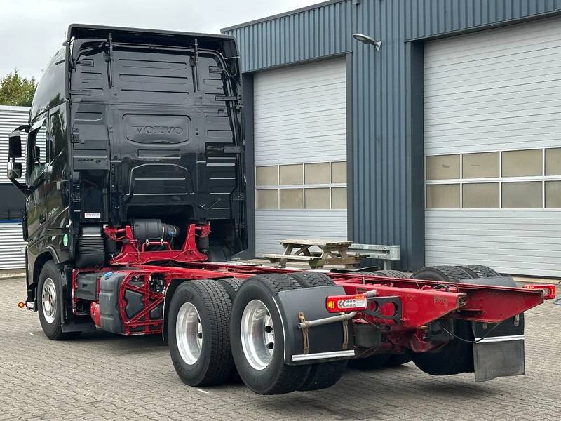 Volvo FH 540 6x2 Globe XL - Retarder - Dual Clutch - 4.30 WB - Full Air - Châssis cabine: photos 4 Volvo FH 540 6x2 Globe XL - Retarder - Dual Clutch - 4.30 WB - Full Air - Châssis cabine: photos 4