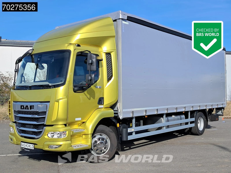 DAF XB 260 4X2 2024 registration 16tons Automatic Ladebordwand ACC Euro 6 - Camion à rideaux coulissants: photos 1 DAF XB 260 4X2 2024 registration 16tons Automatic Ladebordwand ACC Euro 6 - Camion à rideaux coulissants: photos 1