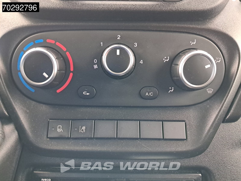 Utilitaire plateau baché Iveco Daily 60C18 3.0L Ladebordwand Automatik 180PS Doppelbereifung Koffer Klima Tempomat D'Hollandia Euro6 Zeilen Zeilenwagen Pritsch Plane: photos 19 Utilitaire plateau baché Iveco Daily 60C18 3.0L Ladebordwand Automatik 180PS Doppelbereifung Koffer Klima Tempomat D'Hollandia Euro6 Zeilen Zeilenwagen Pritsch Plane: photos 19