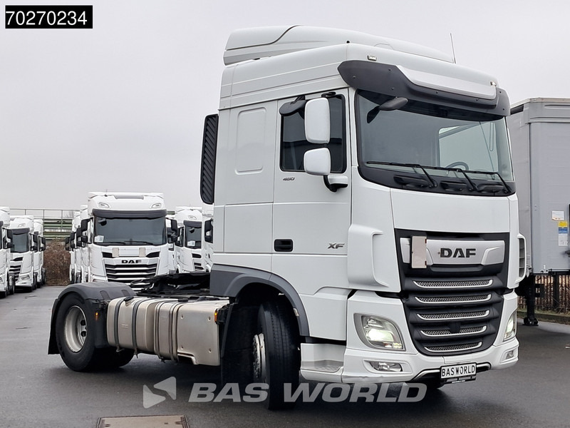 DAF XF 480 4X2 Retarder ACC 2x Tanks Standklima Euro 6 - Tracteur routier: photos 3 DAF XF 480 4X2 Retarder ACC 2x Tanks Standklima Euro 6 - Tracteur routier: photos 3