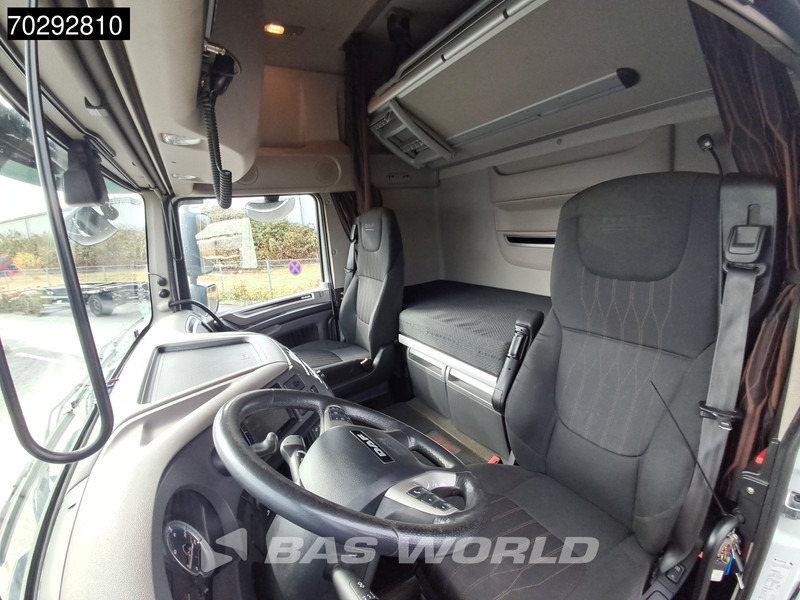 Tracteur routier DAF XF 480 4X2 SSC Retarder Standklima LED ACC Euro 6: photos 18 Tracteur routier DAF XF 480 4X2 SSC Retarder Standklima LED ACC Euro 6: photos 18