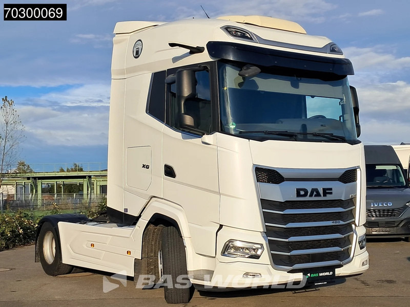 DAF XG 4X2 Retarder 2xTanks ACC LED Standklima Euro 6 - Tracteur routier: photos 2 DAF XG 4X2 Retarder 2xTanks ACC LED Standklima Euro 6 - Tracteur routier: photos 2
