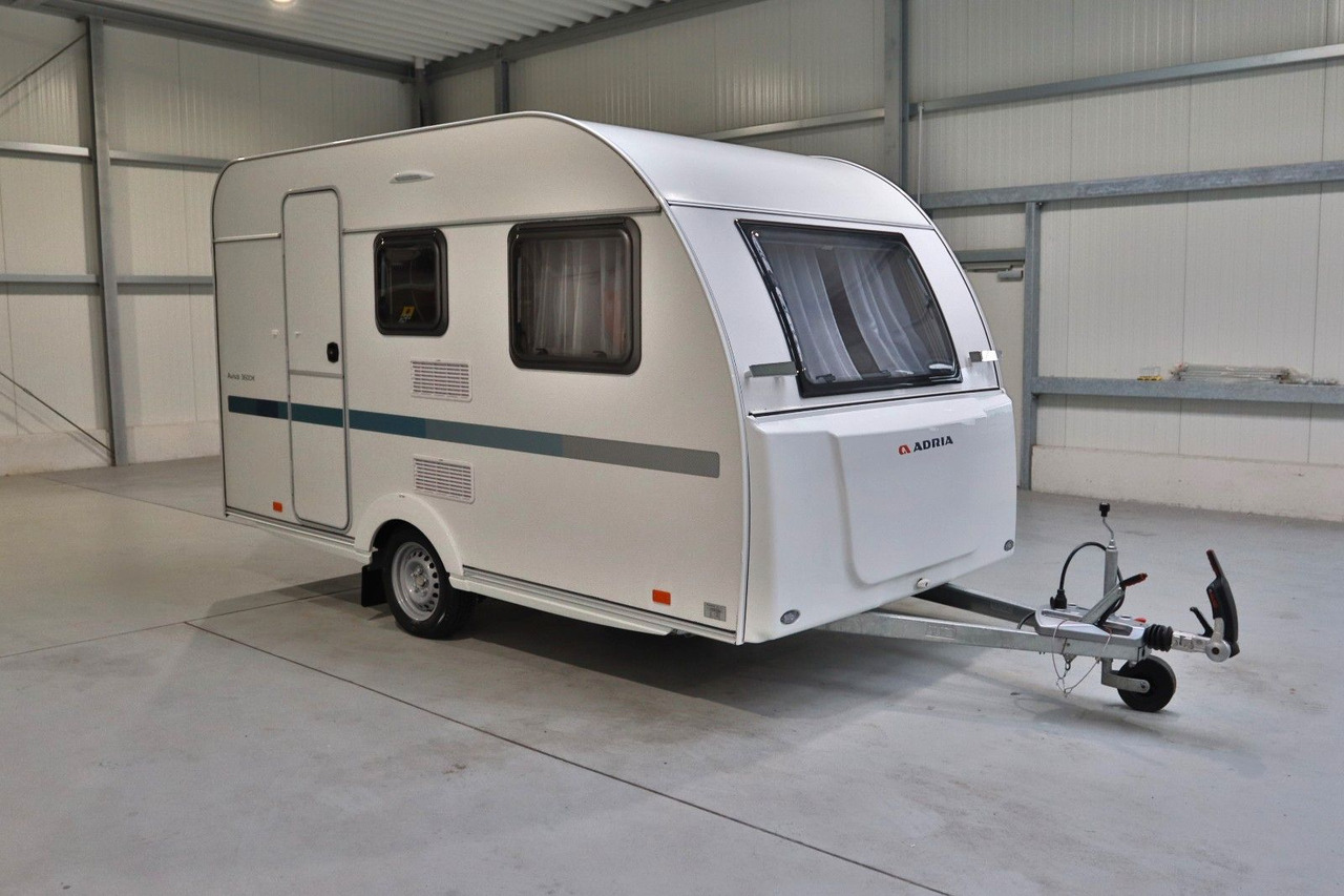 Adria Aviva 360 DK /1.Hand/Top-Fahrzeug/Etagenbetten Adria Aviva 360 DK /1.Hand/Top-Fahrzeug/Etagenbetten - Caravane: photos 2 Adria Aviva 360 DK /1.Hand/Top-Fahrzeug/Etagenbetten Adria Aviva 360 DK /1.Hand/Top-Fahrzeug/Etagenbetten - Caravane: photos 2