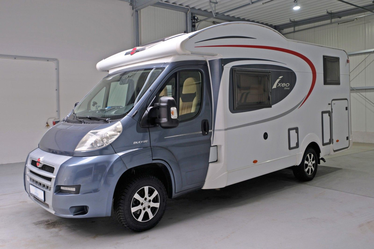 Bürstner Ixeo Time IT 670 G/Festbett+Hubbett/Garage/Klima - Camping-car profilé: photos 2 Bürstner Ixeo Time IT 670 G/Festbett+Hubbett/Garage/Klima - Camping-car profilé: photos 2