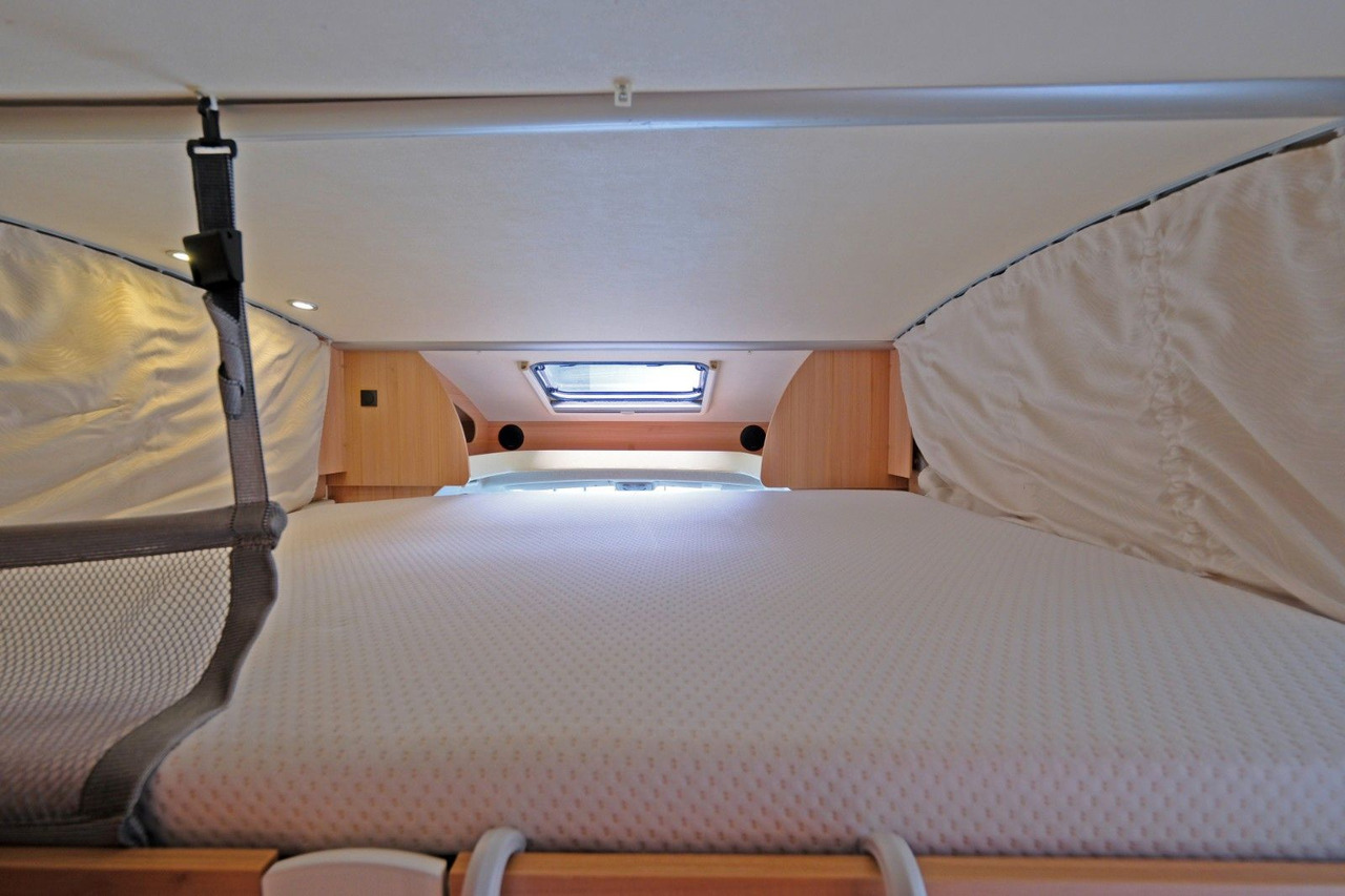 Camping-car profilé Bürstner Ixeo Time IT 670 G/Festbett+Hubbett/Garage/Klima: photos 12