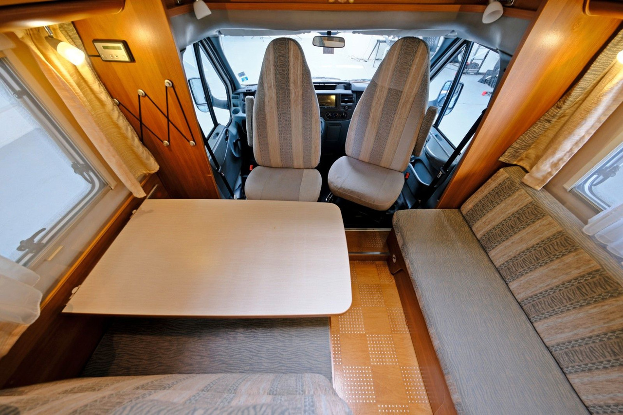 Camping-car profilé Carado T 345/Festbett/Standklima/Markise/Solaranlage: photos 8