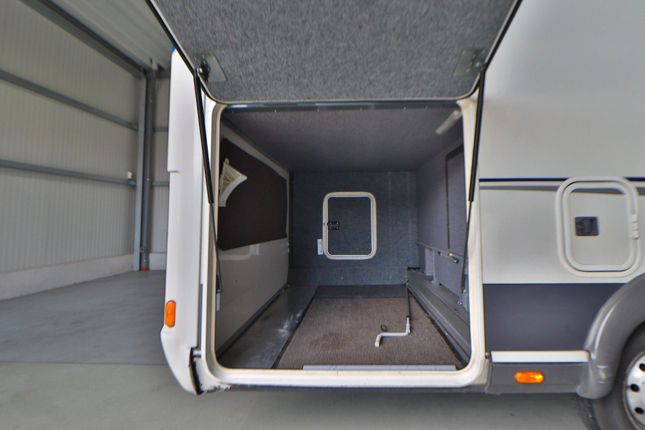 Carthago Chic T 47/Festbett/Solar/Markise - Camping-car profilé: photos 5 Carthago Chic T 47/Festbett/Solar/Markise - Camping-car profilé: photos 5