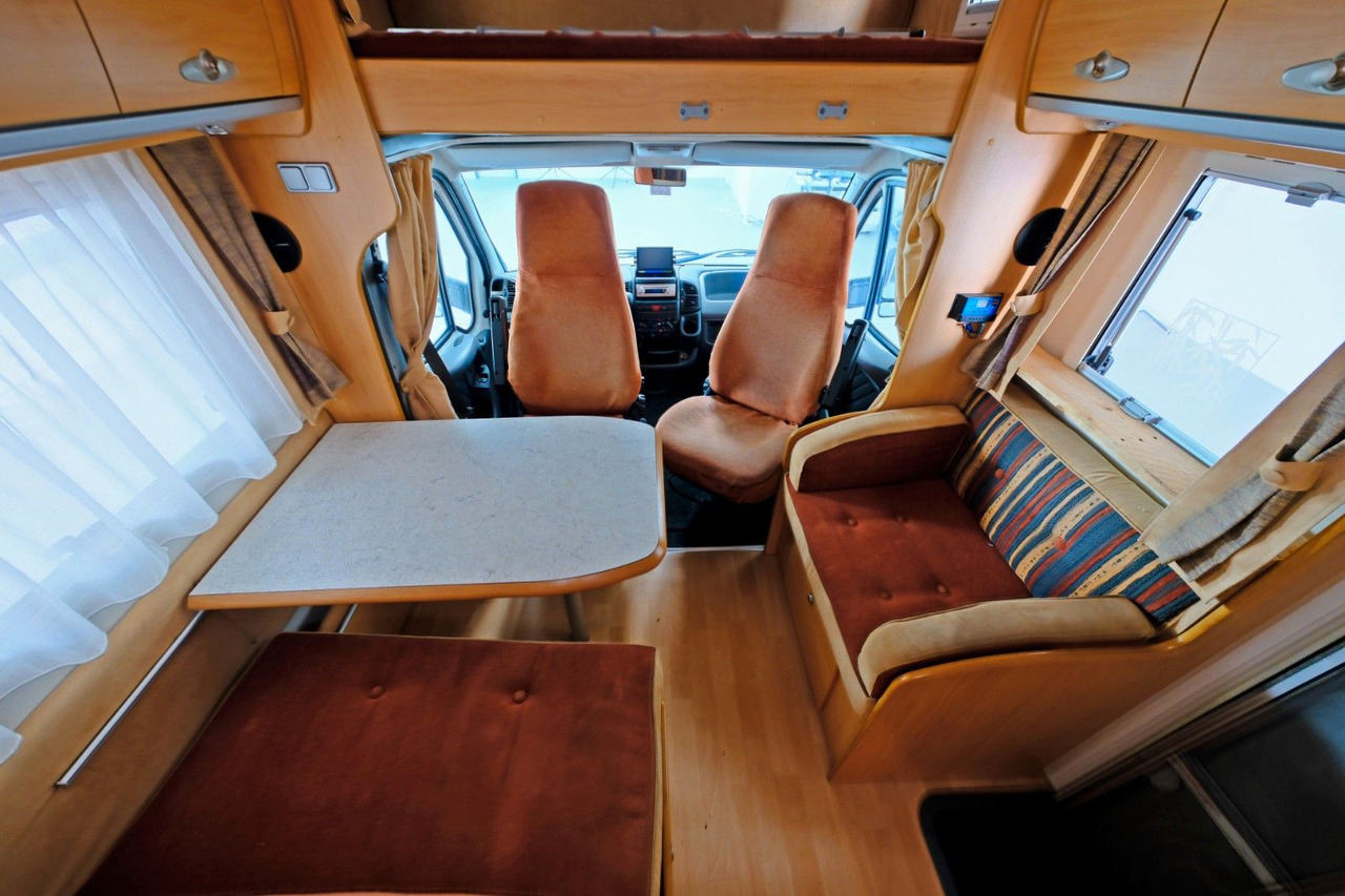 Camping-car capucine Cristall A 670 G/Automatik/Festbett/Garage/Solar/Markise: photos 7