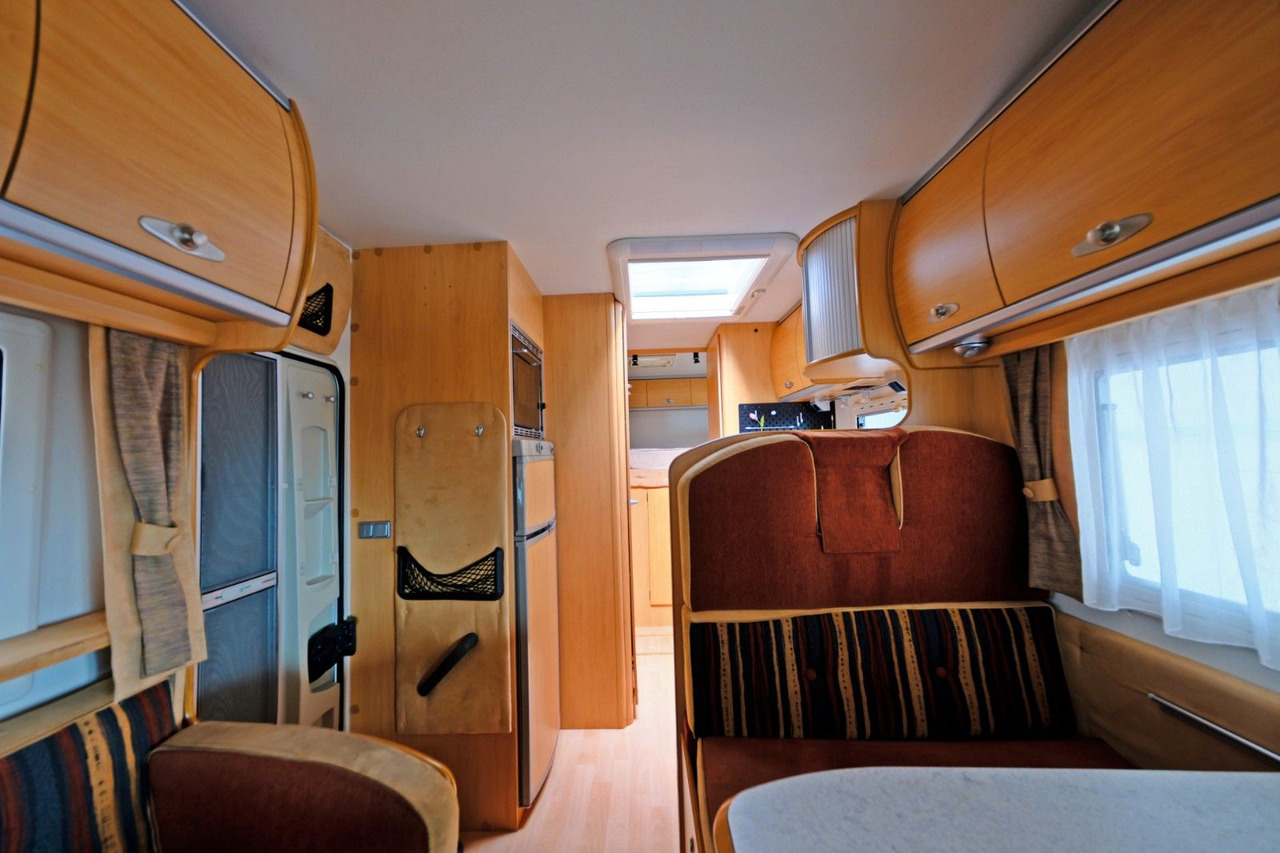 Camping-car capucine Cristall A 670 G/Automatik/Festbett/Garage/Solar/Markise: photos 9