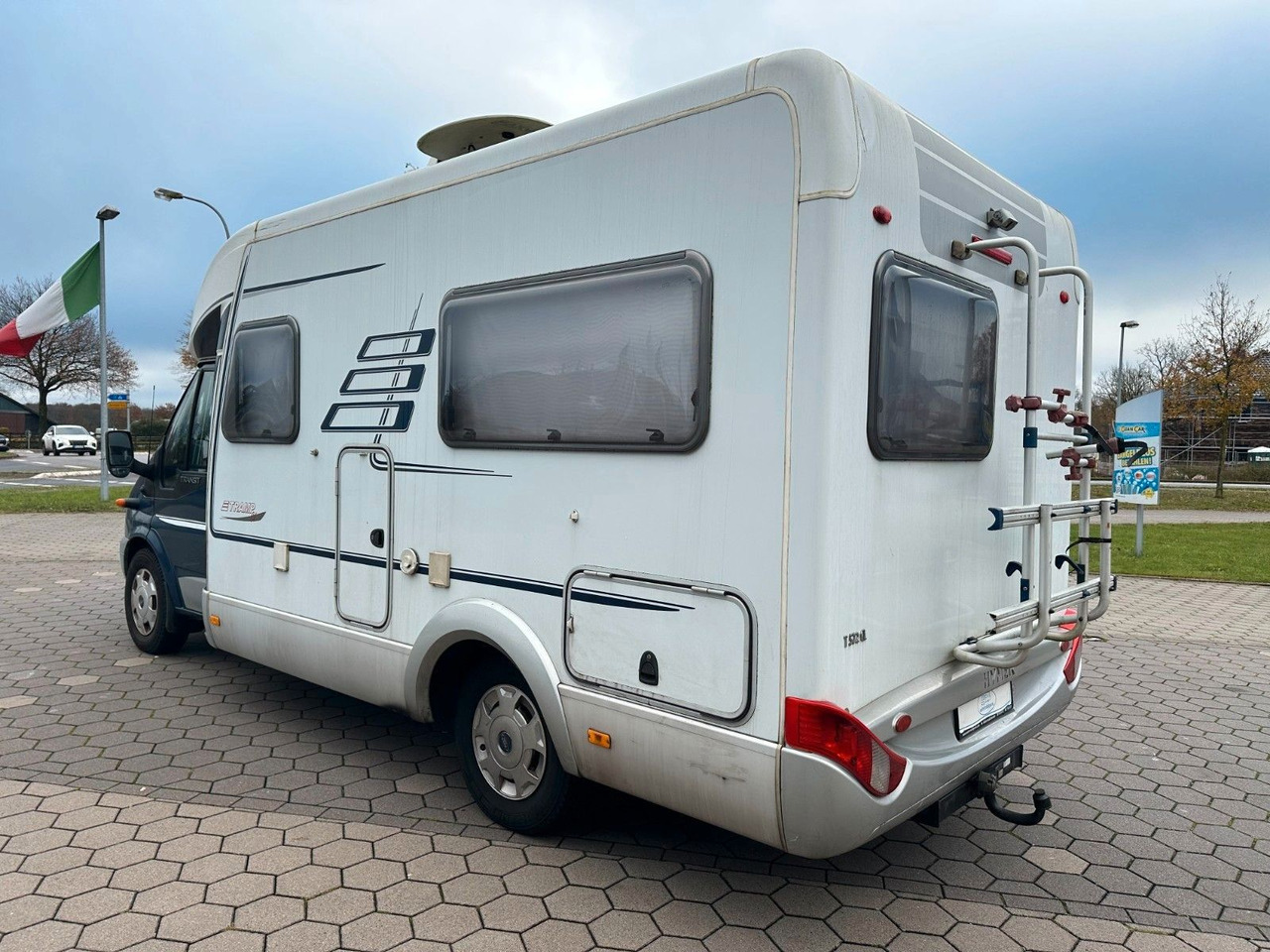 Camping-car profilé HYMER / ERIBA / HYMERCAR TRAMP T 572 CL/Festbett/Klima/Markise HYMER / ERIBA / HYMERCAR TRAMP T 572 CL/Festbett/Klima/Markise: photos 7