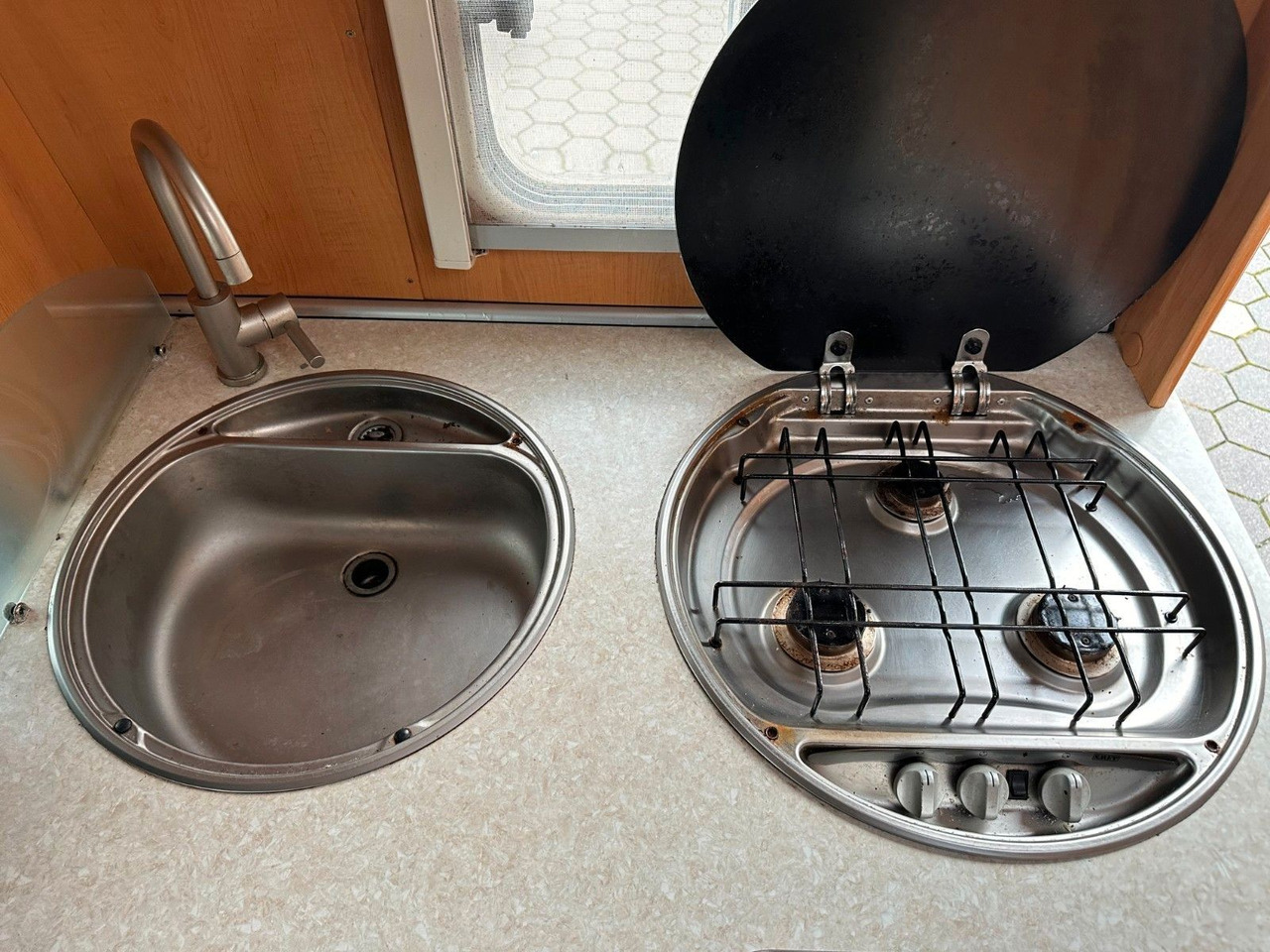 Camping-car profilé HYMER / ERIBA / HYMERCAR TRAMP T 572 CL/Festbett/Klima/Markise HYMER / ERIBA / HYMERCAR TRAMP T 572 CL/Festbett/Klima/Markise: photos 27