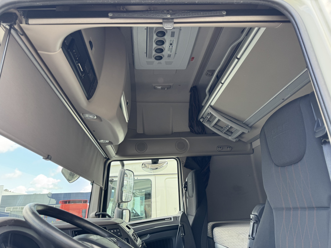 Tracteur routier DAF XF 480 Super Space Cab: photos 7
