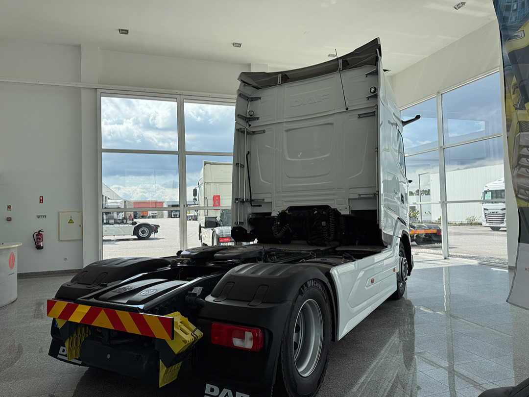 DAF XG 480 FT - Tracteur routier: photos 2 DAF XG 480 FT - Tracteur routier: photos 2