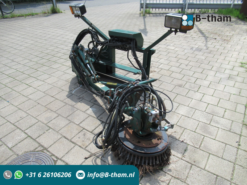 Burtec Borstelarm aanbouw - Brosse pour Véhicule de voirie/ Spécial: photos 1 Burtec Borstelarm aanbouw - Brosse pour Véhicule de voirie/ Spécial: photos 1