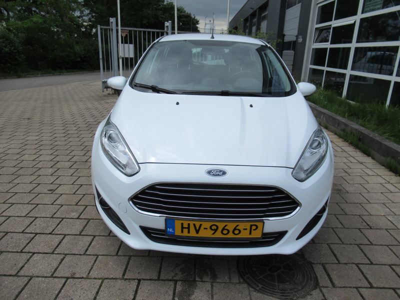 Ford Fiesta 1.0 EcoBoost 74KW Titanium 5-deurs - Voiture à hayon: photos 4 Ford Fiesta 1.0 EcoBoost 74KW Titanium 5-deurs - Voiture à hayon: photos 4